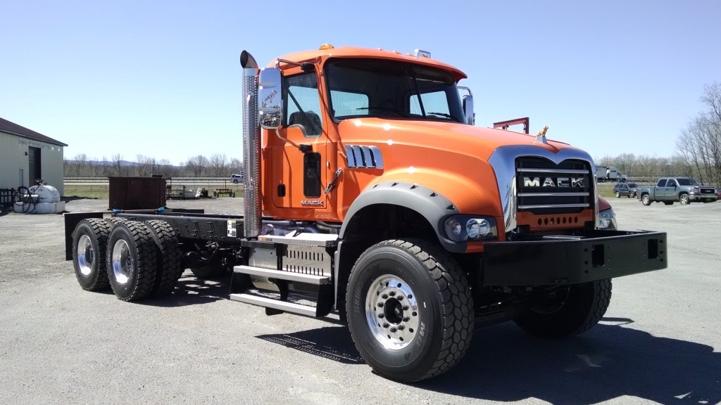New Truck Inventory Utica Mack, Inc.