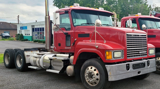 2015-Mack-CH613 Mack CH613